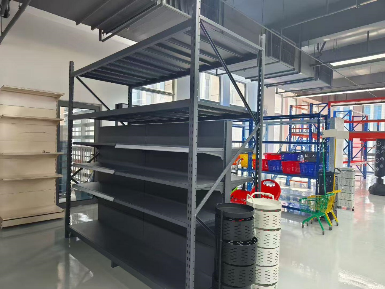 Assembled Retail Rack Sample Inspection Area