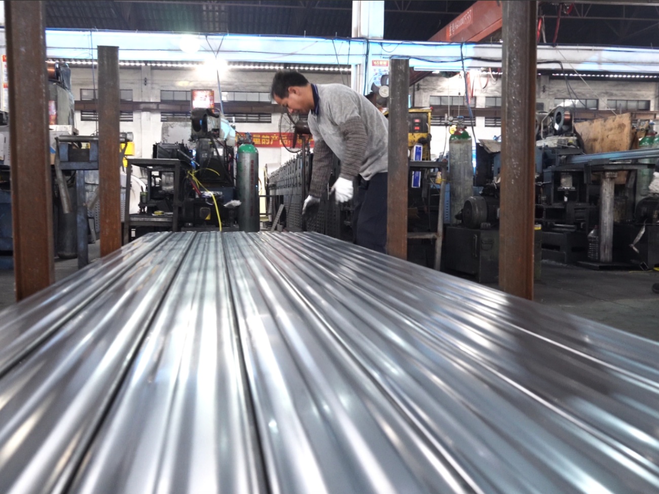 Steel Tube Processing and Rack Frame Fabrication